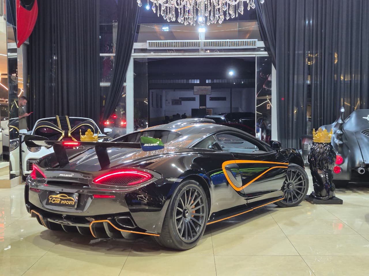 Mclaren 620R 3.8 Bi-Turbo V8 - Miniatura 10