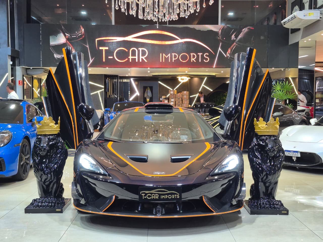 Mclaren 620R 3.8 Bi-Turbo V8 - Miniatura 2