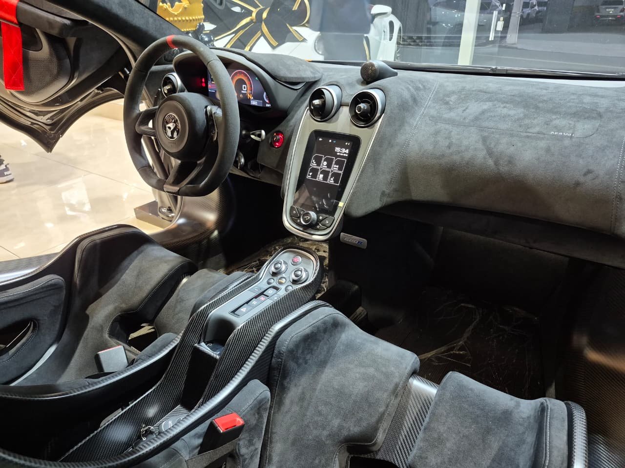 Mclaren 620R 3.8 Bi-Turbo V8 - Miniatura 13