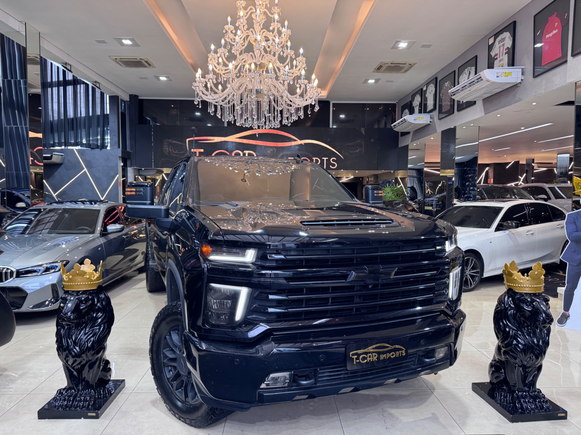 GM - Chevrolet Silverado High Country 5.3 V8 AWD Aut. 2022 - Foto 1