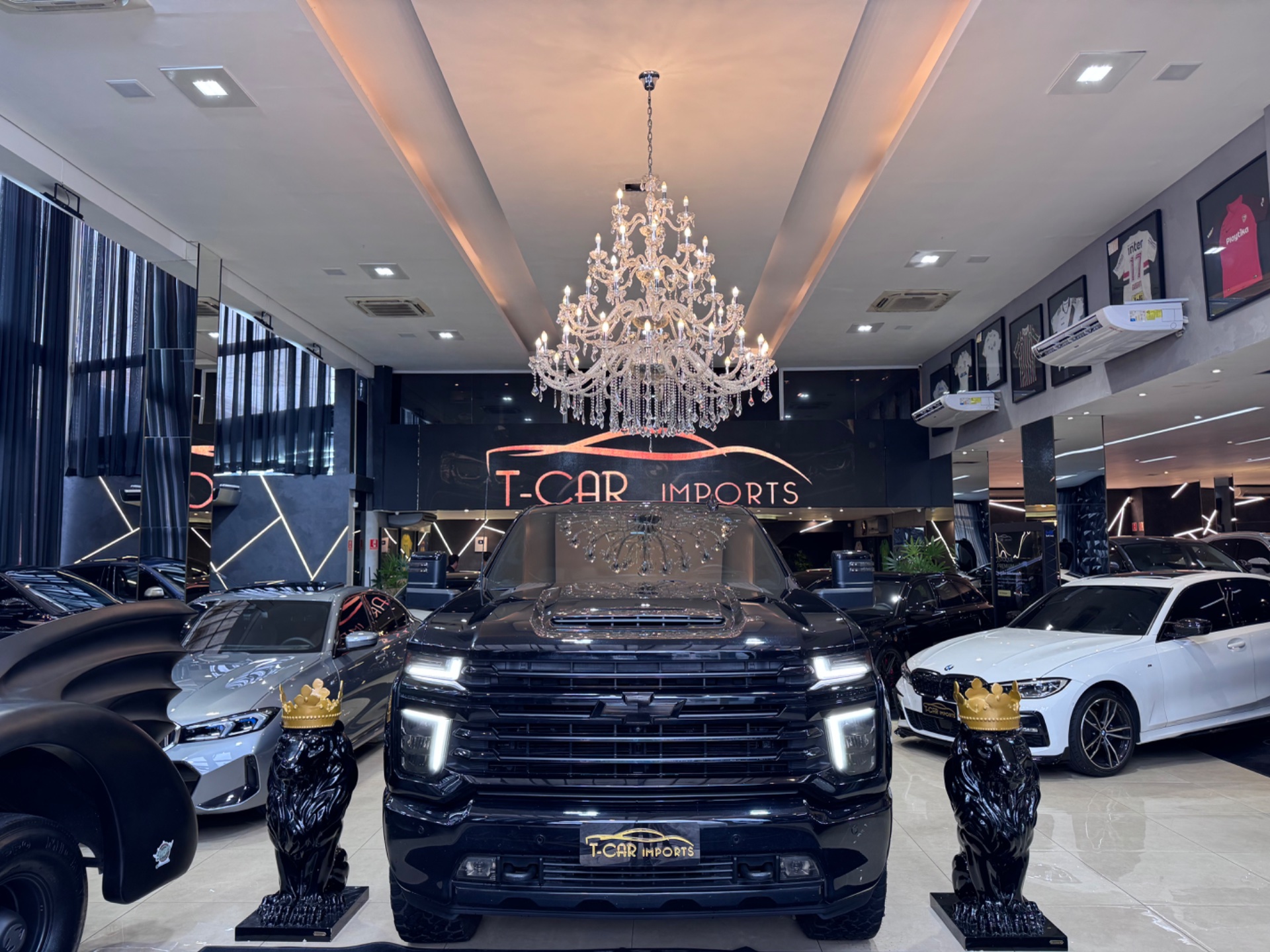 GM - Chevrolet Silverado High Country 5.3 V8 AWD Aut. - Miniatura 6