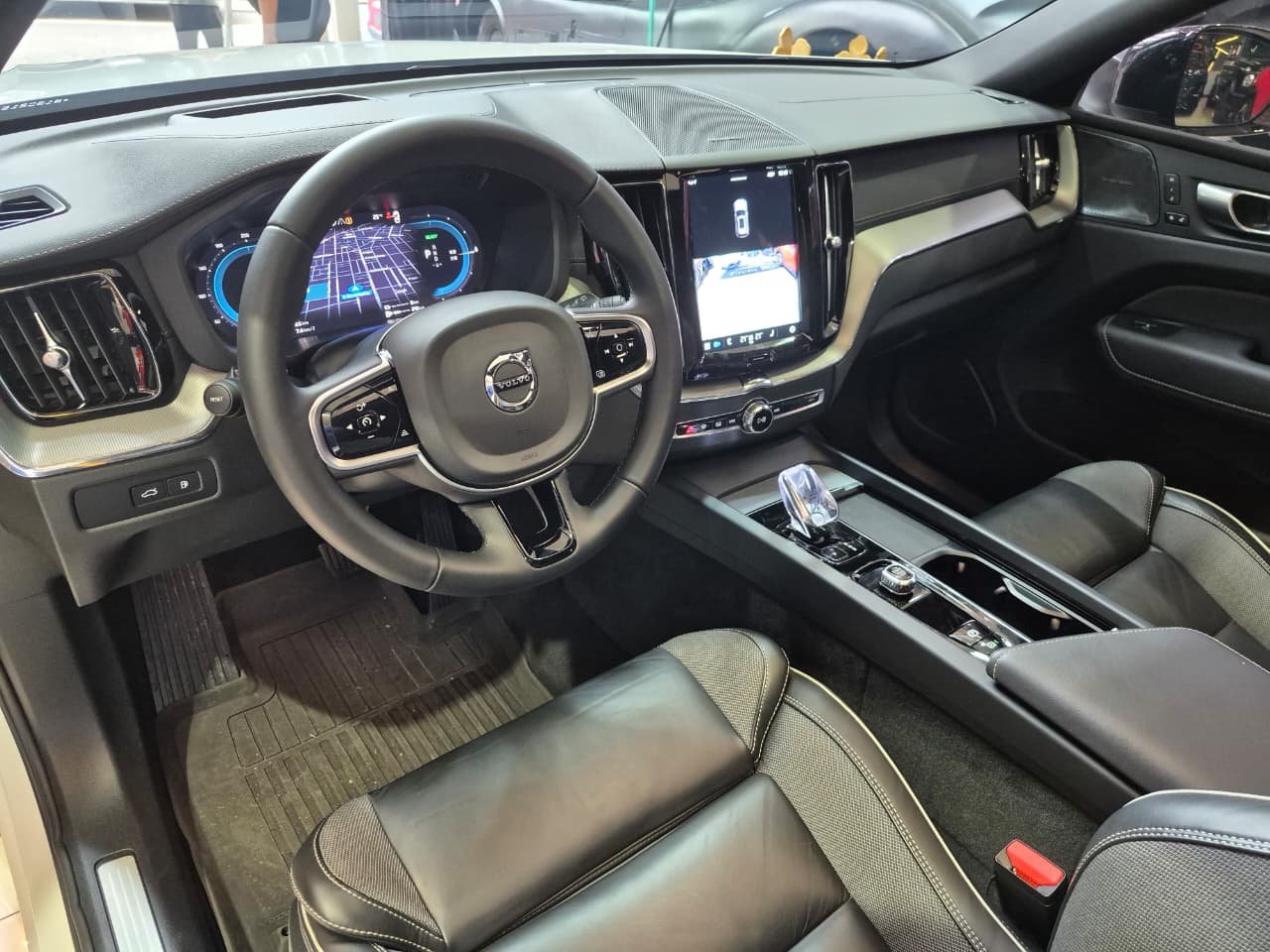 Volvo XC 60 T-8 POLESTAR 2.0 (Híbrido) - Miniatura 7