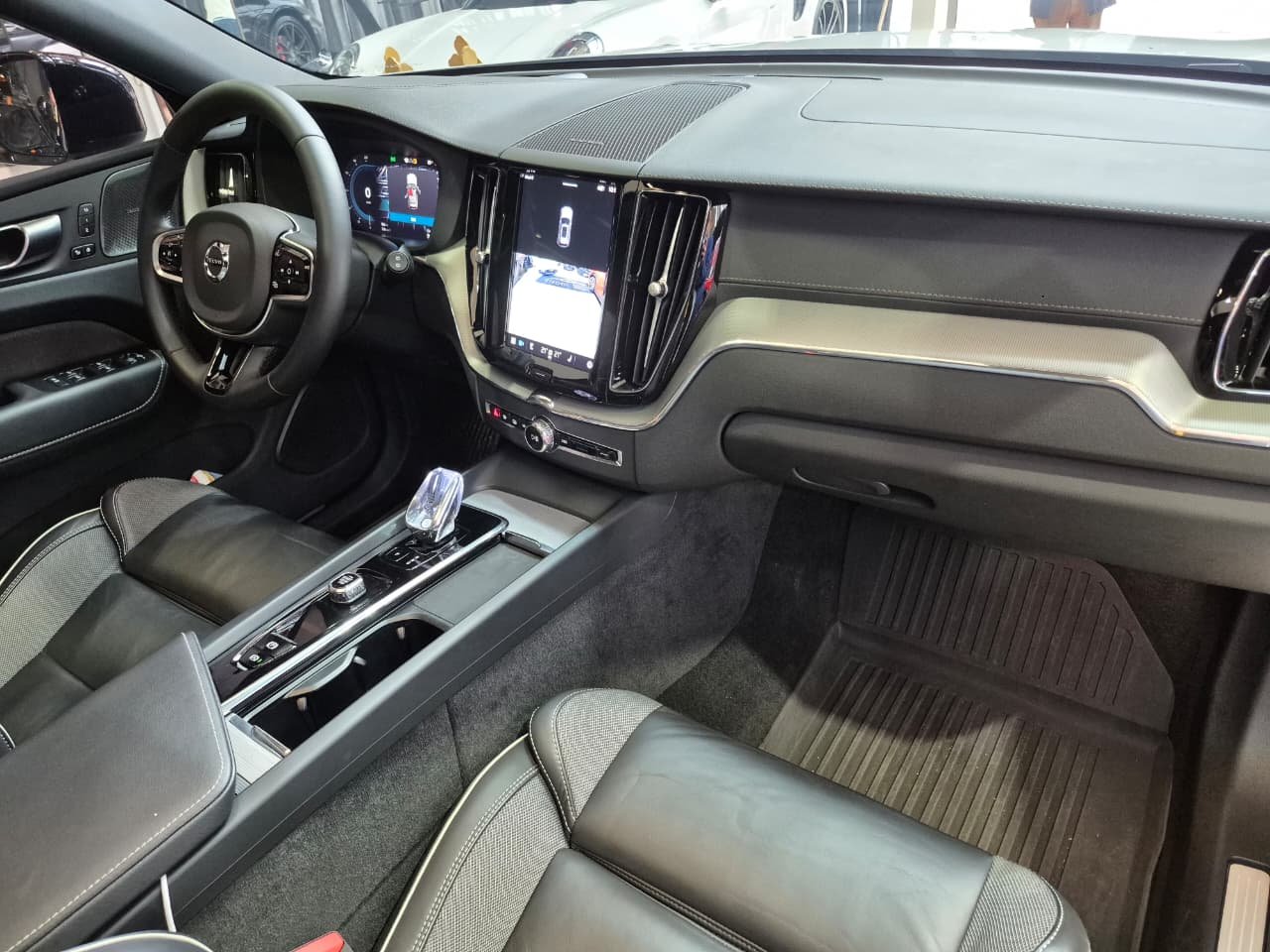 Volvo XC 60 T-8 POLESTAR 2.0 (Híbrido) - Miniatura 9