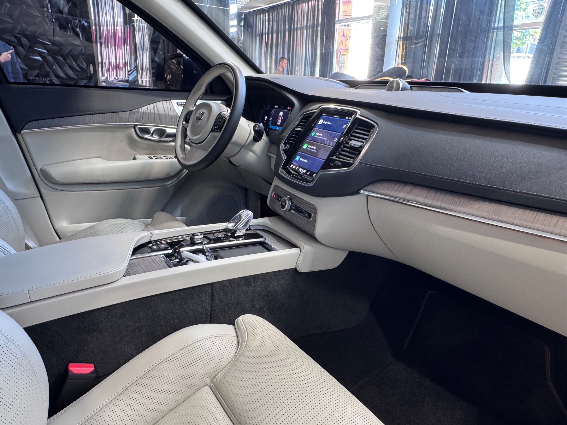 Volvo XC 90 T-8 Ultimate 2.0 AWD (Híbrido) - Miniatura 8