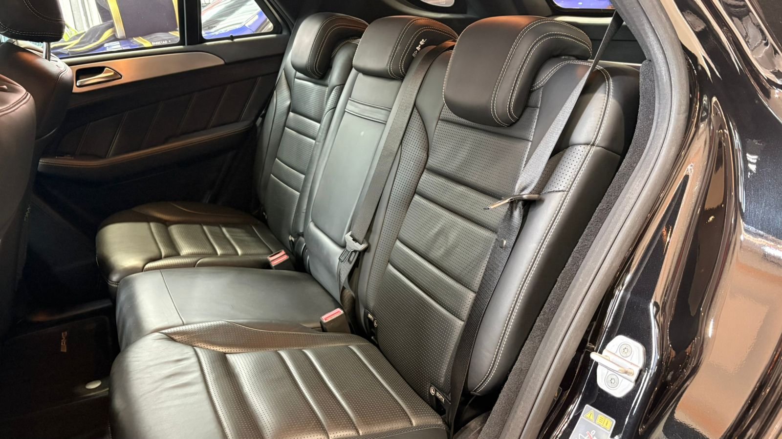 Mercedes-Benz GLE-63 AMG 5.5 V8 557cv Aut. - Miniatura 5