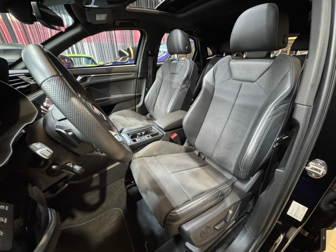 Audi Q3 SPB Perf. Black 2.0 TFSI Tipt. Quat. - Miniatura 13