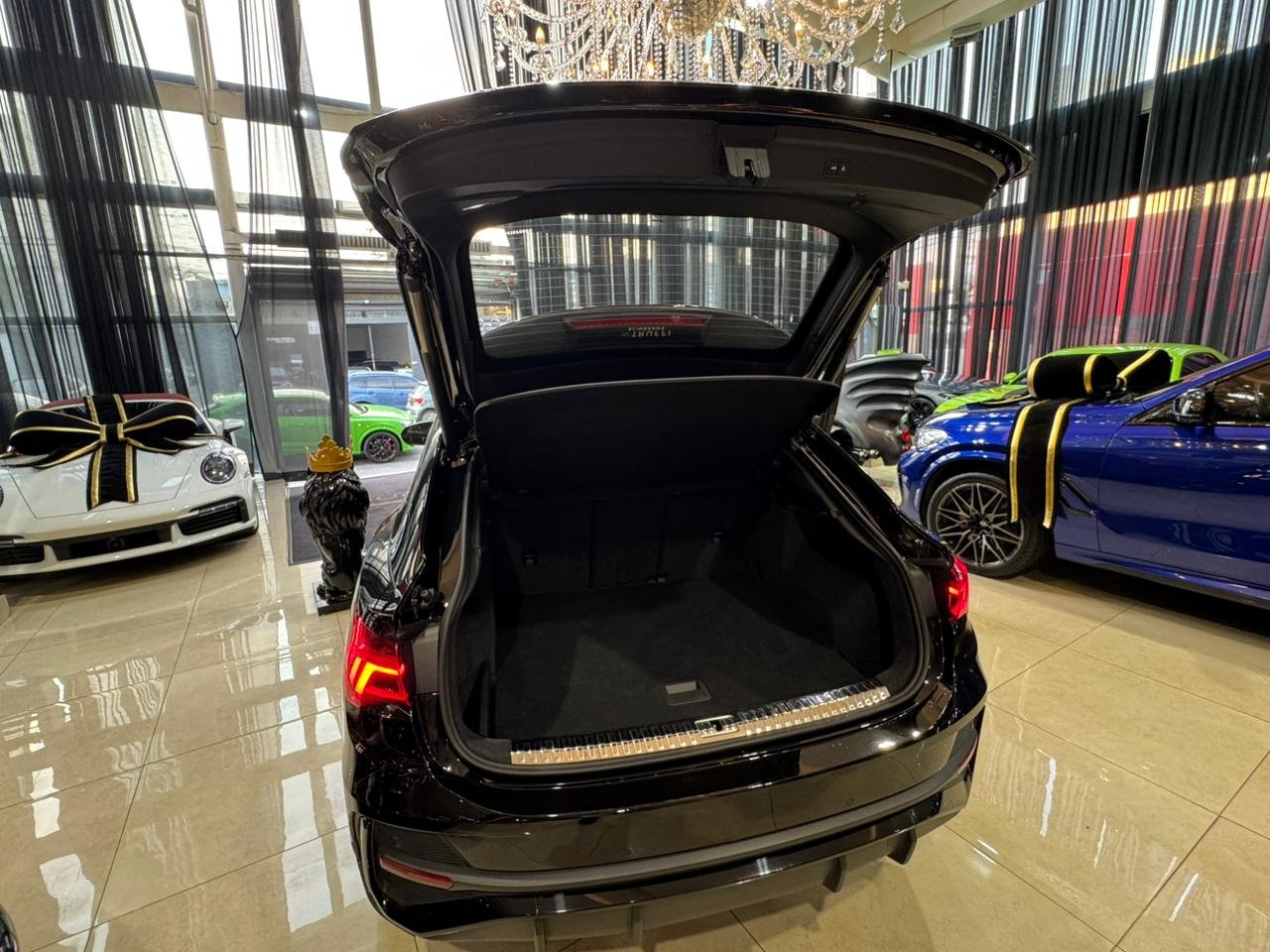 Audi Q3 SPB Perf. Black 2.0 TFSI Tipt. Quat. - Miniatura 15