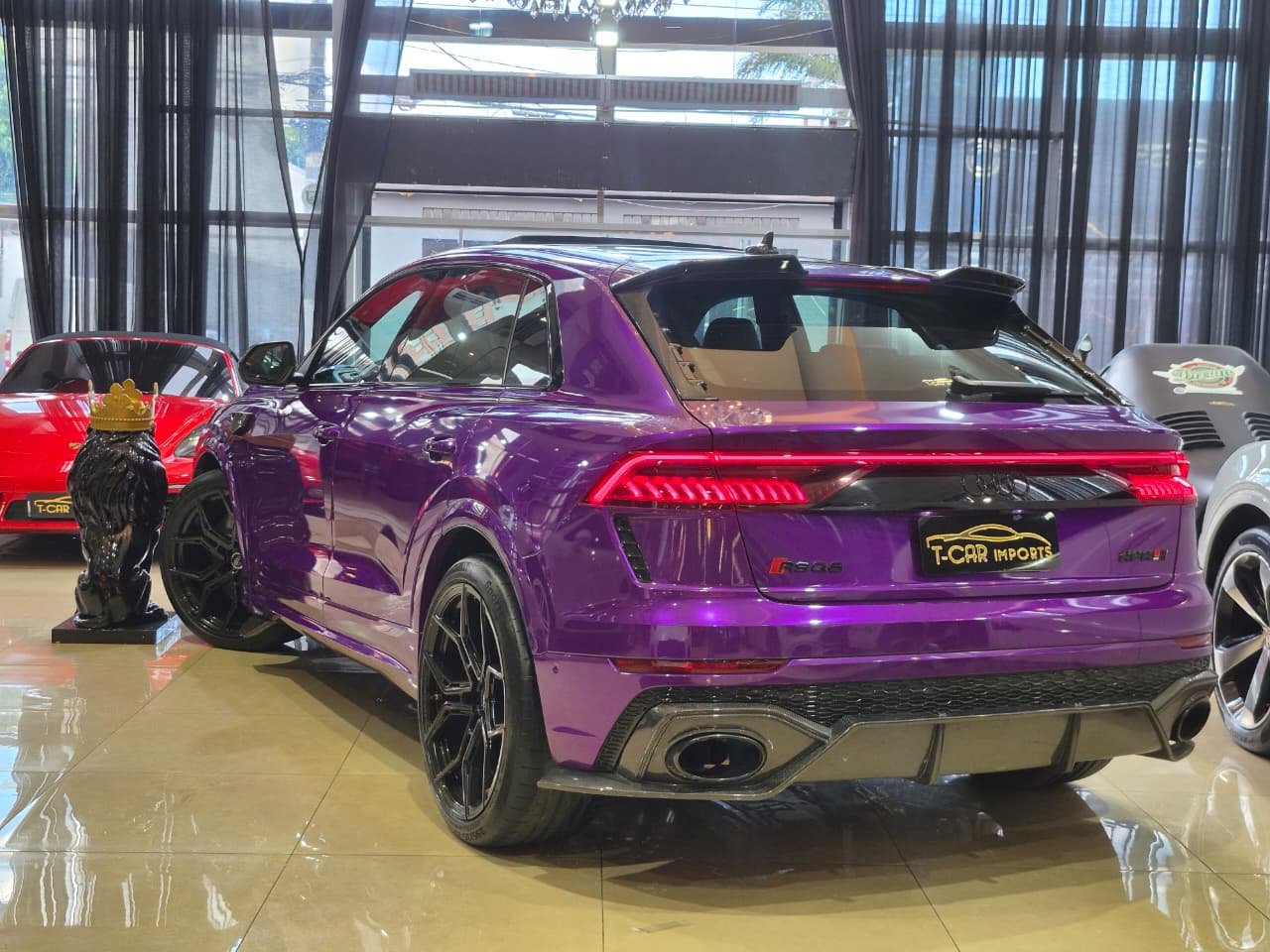 Audi RS Q8 4.0 Bi-TB V8 FSI Quattro Tiptronic - Miniatura 3