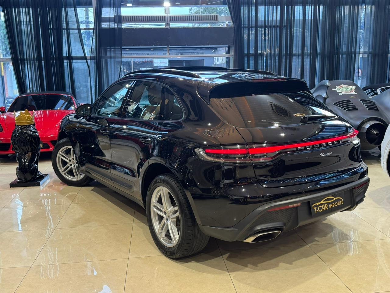 Porsche Macan 2.0 Turbo - Miniatura 4
