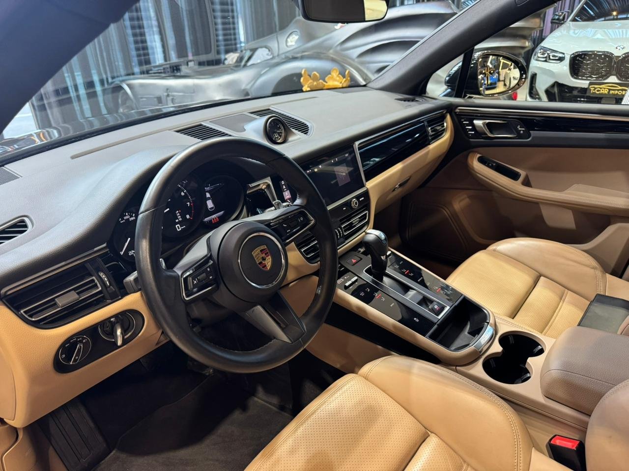 Porsche Macan 2.0 Turbo - Miniatura 7