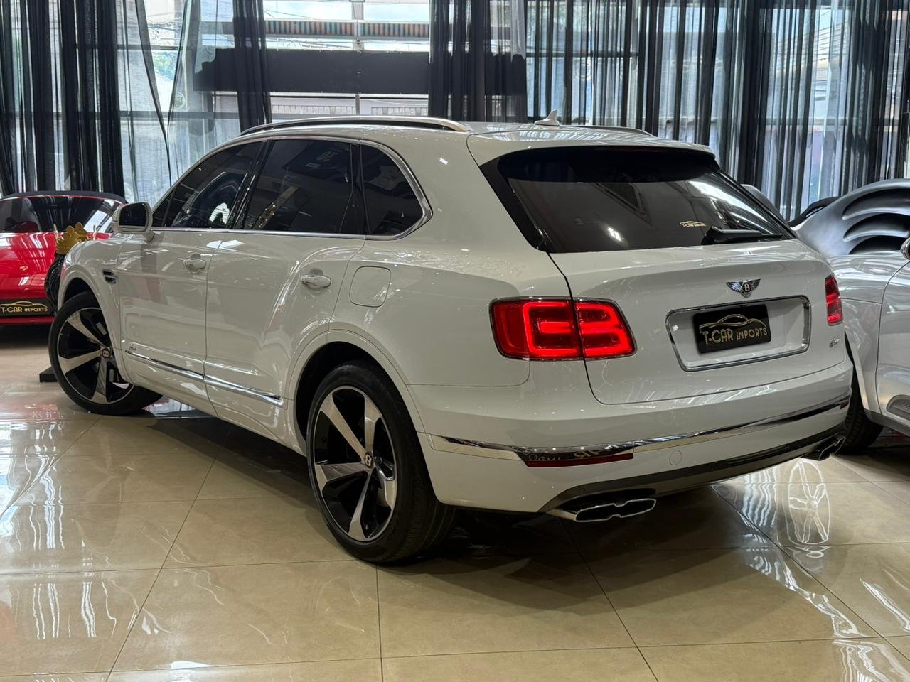 Bentley Bentayga 3.0 V6 Hybrid - Miniatura 6