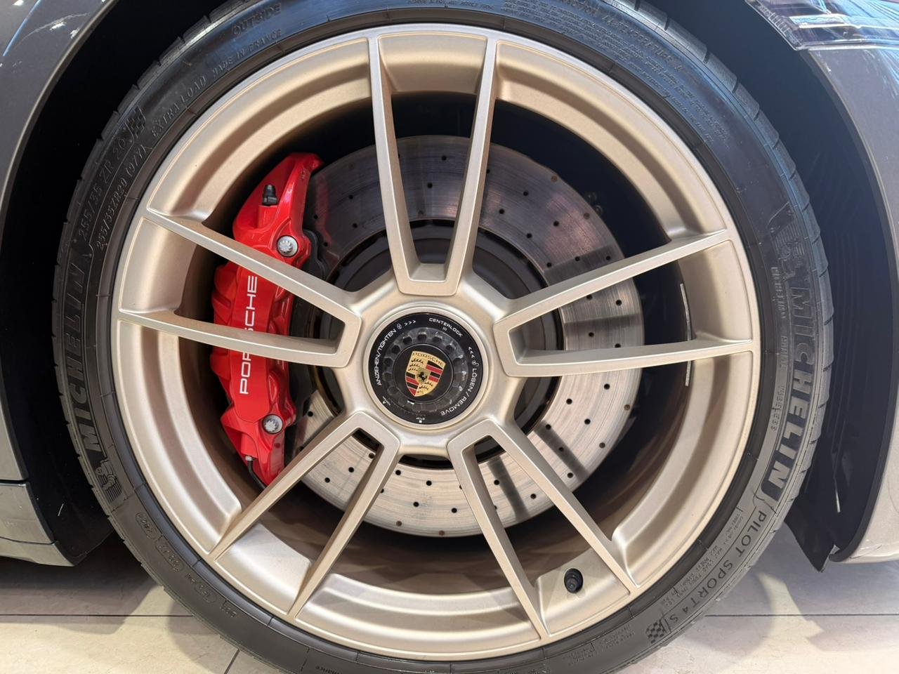 Porsche 911 Carrera GTS Coupe 3.0 (992) - Miniatura 14