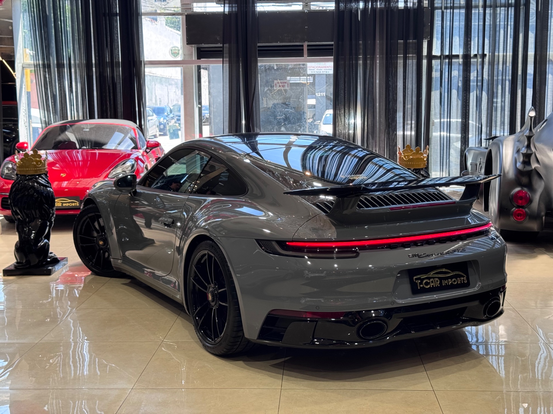 Porsche 911 Carrera 4 GTS Coupe 3.0 24V (992) - Miniatura 3