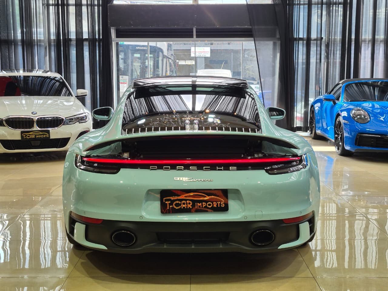 Porsche 911 Carrera Coupe - Miniatura 5