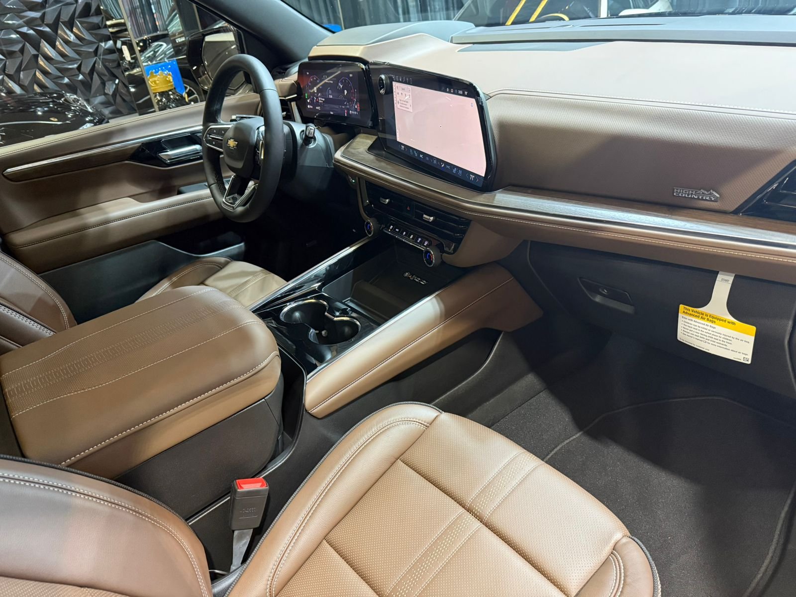 Chevrolet Suburban High Country 3.0 Duramax Diesel - Miniatura 12