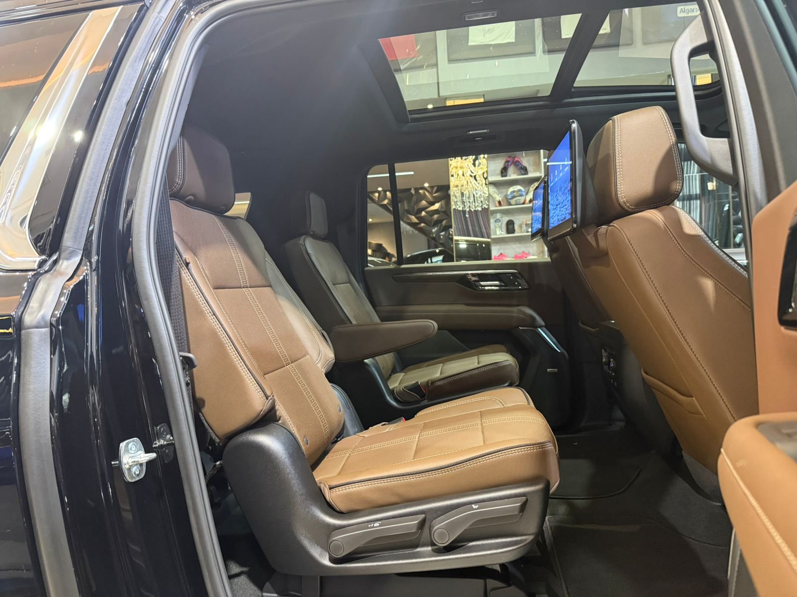 Chevrolet Suburban High Country 3.0 Duramax Diesel - Miniatura 14