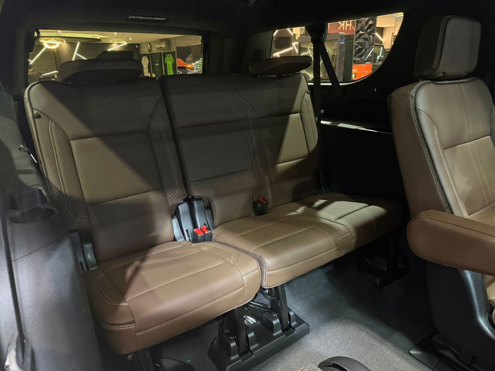 Chevrolet Suburban High Country 3.0 Duramax Diesel - Miniatura 15