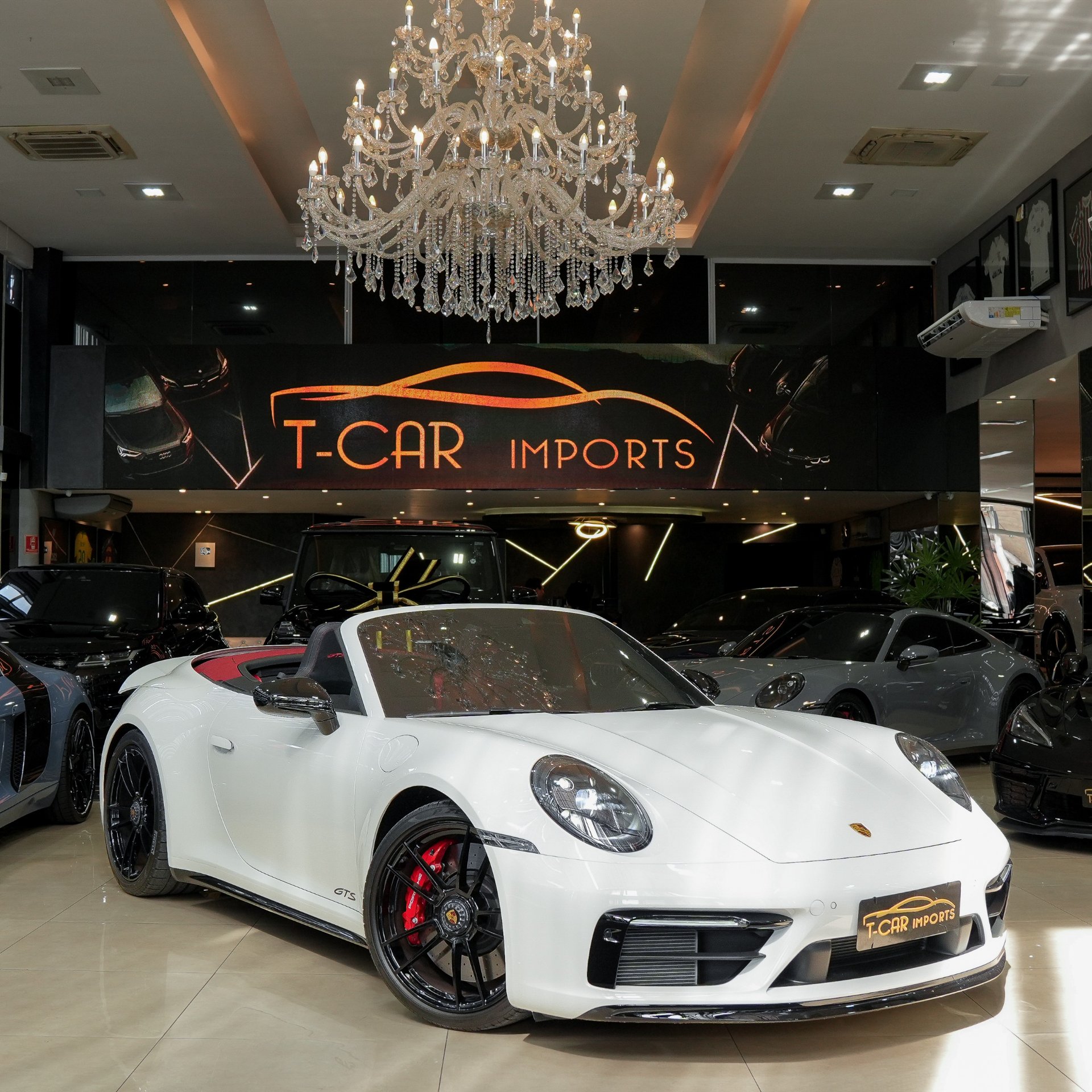 Porsche 911 Carrera 4 GTS Cabri. 3.0 24V (992) - 2024