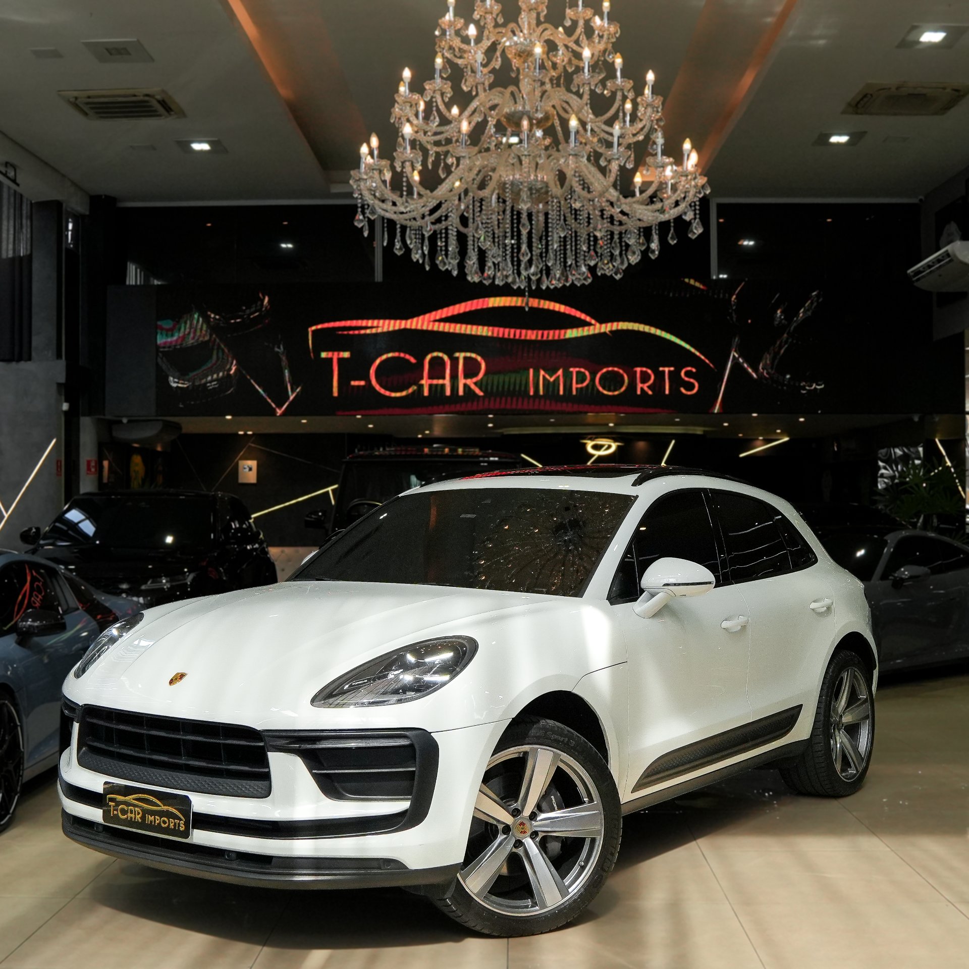 Porsche Macan 2.0 Turbo - Miniatura 3