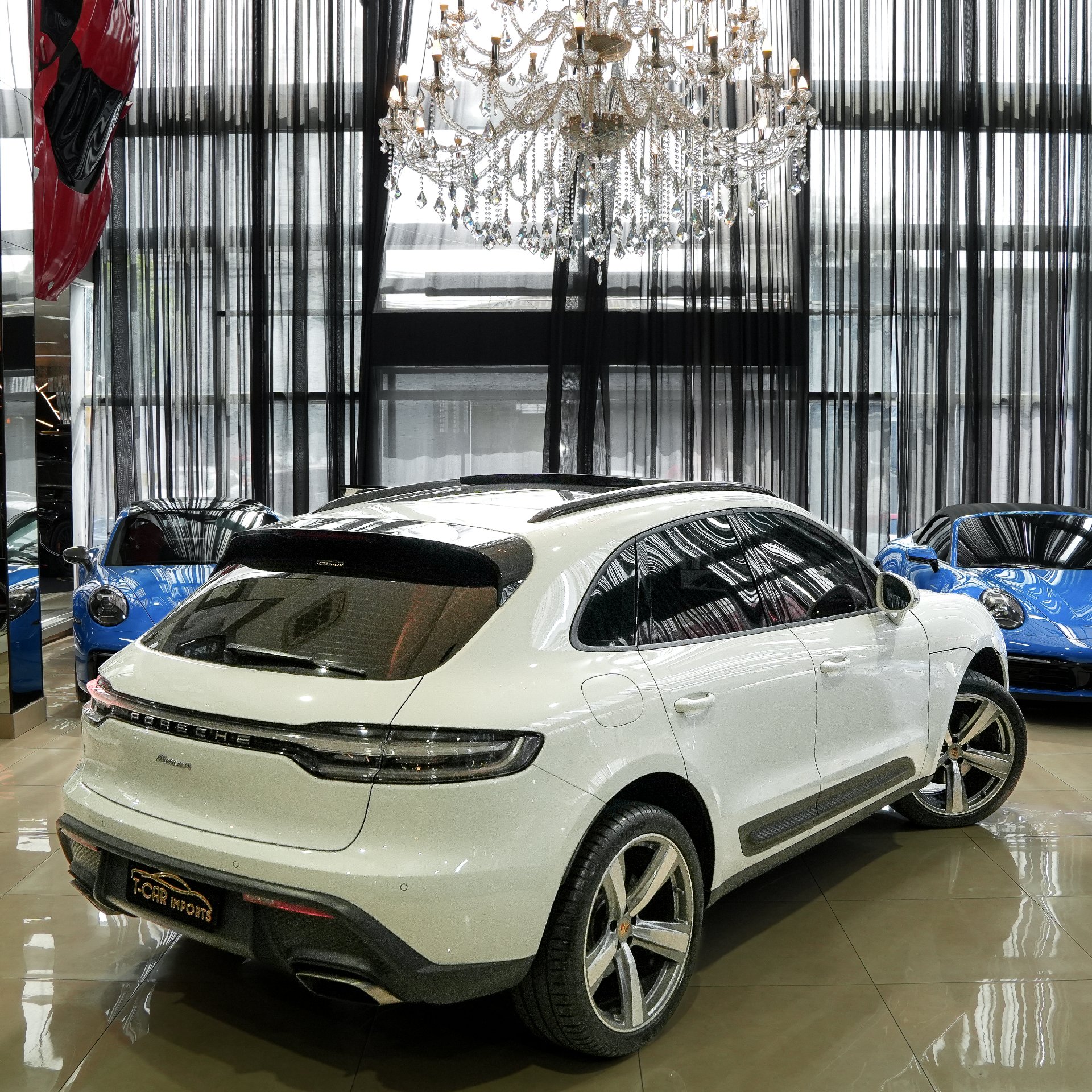 Porsche Macan 2.0 Turbo - Miniatura 4