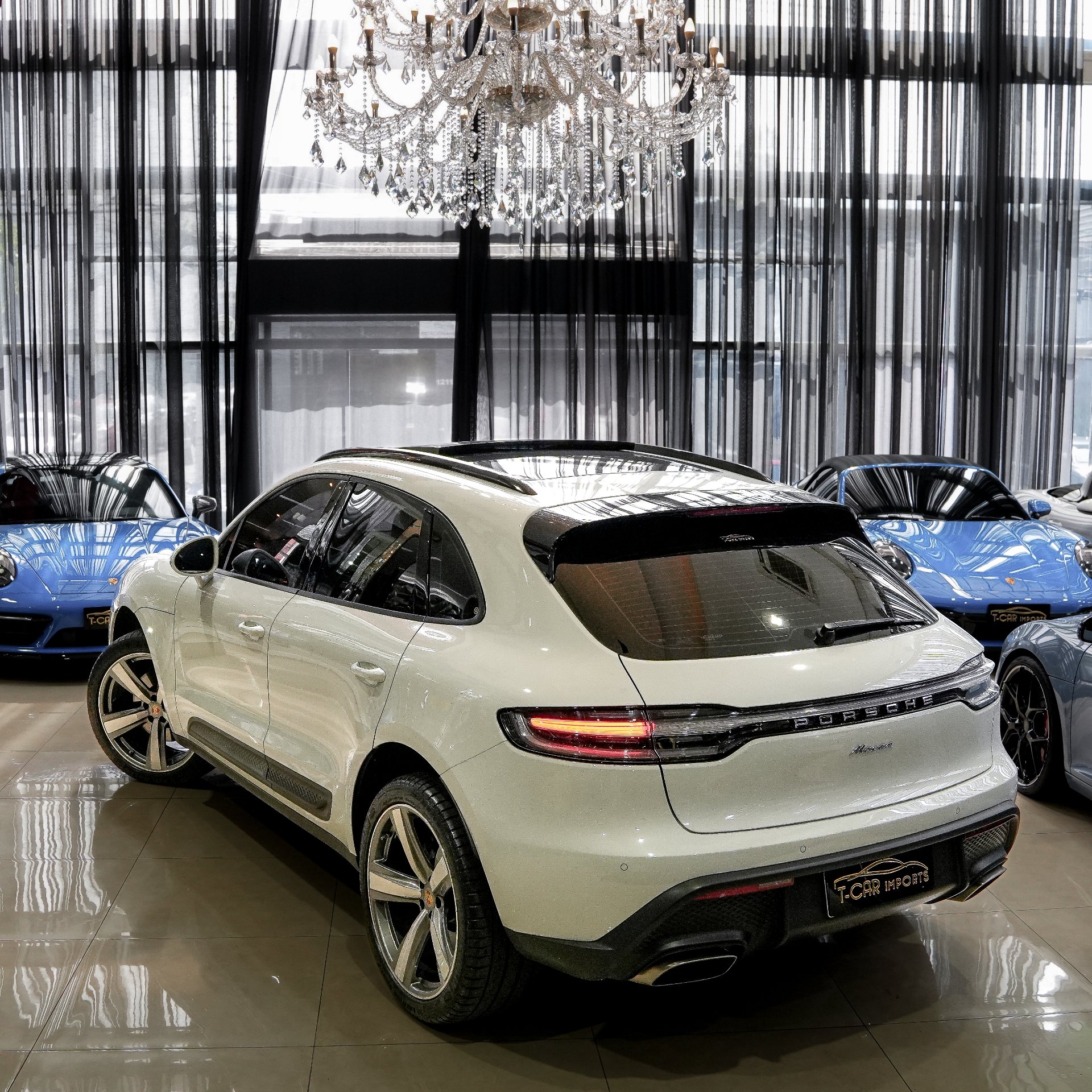 Porsche Macan 2.0 Turbo - Miniatura 6