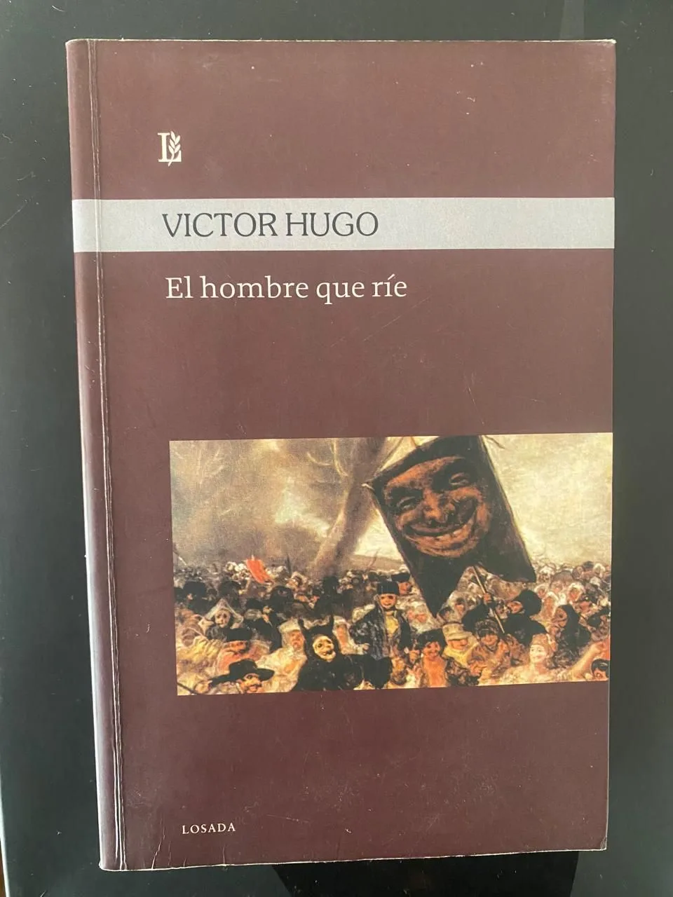 El hombre que ríe - Victor Hugo - libro usado