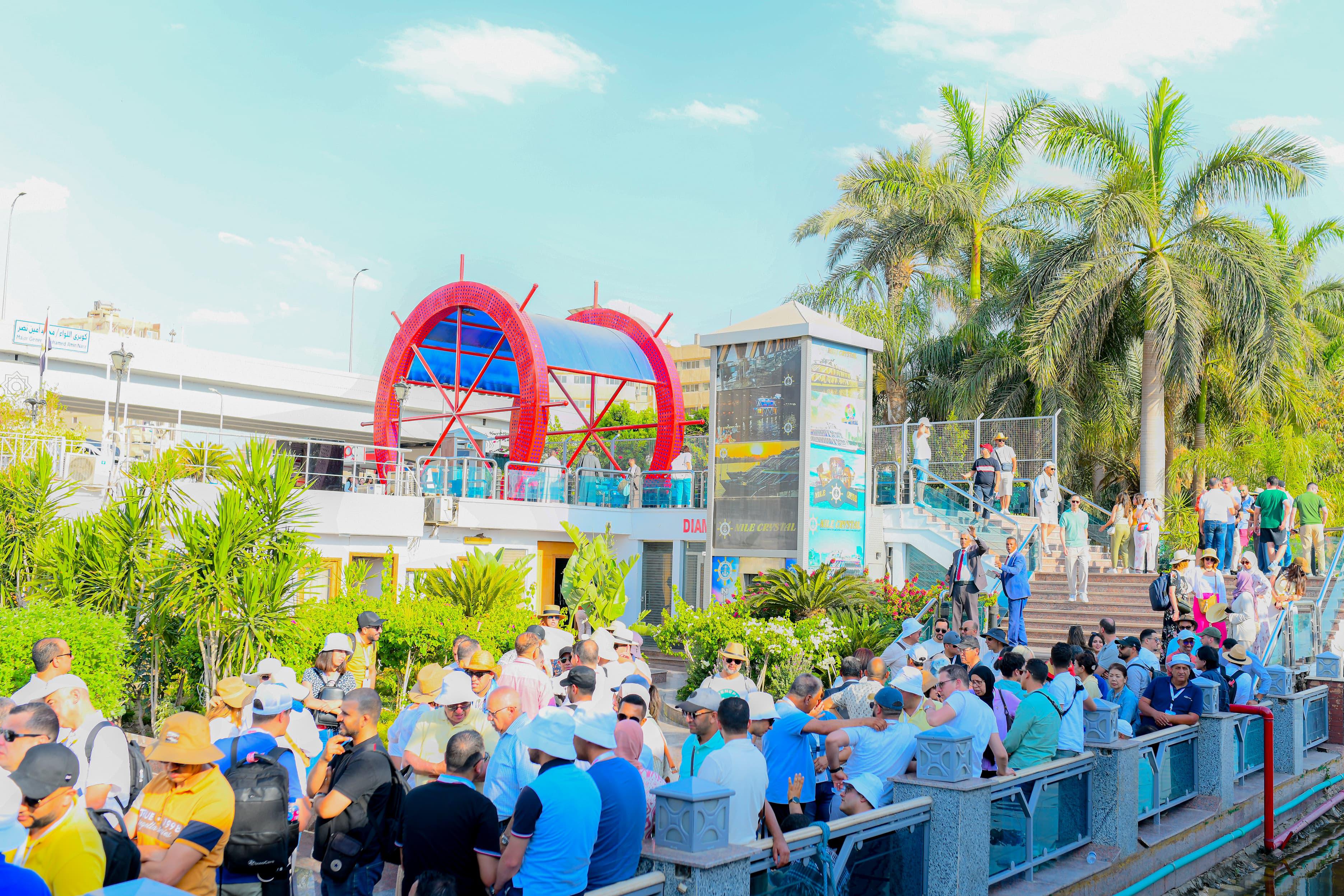 نايل كريستال الداخل