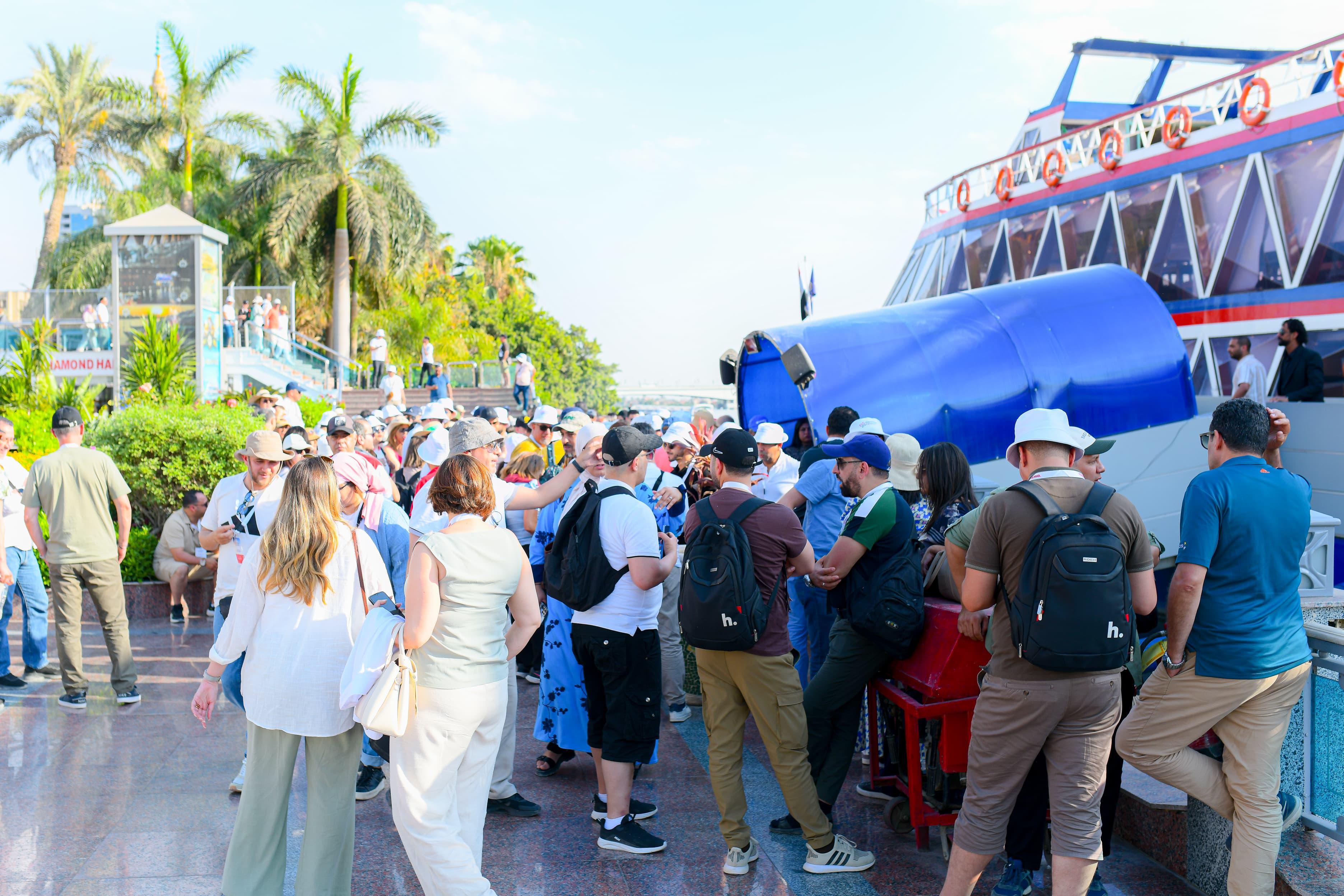 نايل كريستال الداخل