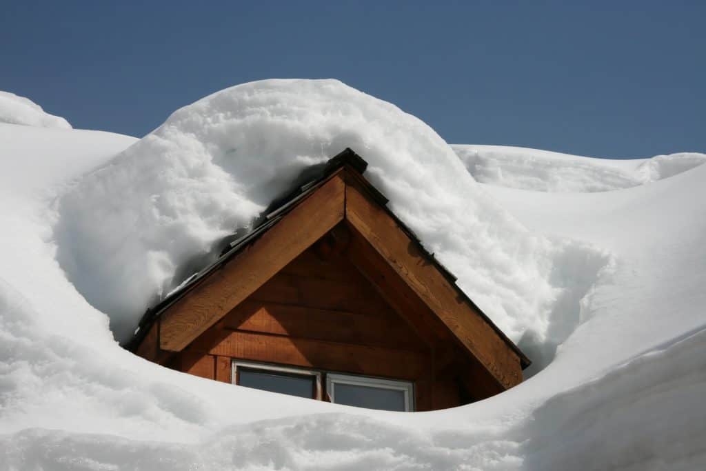 can_i_replace_my_roof_in_the_winter