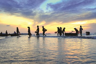 Ngày mới trên biển