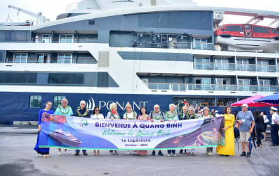 Tháng 10/2022, du thuyền cao cấp Le Lapérouse của hãng Ponant (Pháp) cập Cảng Hòn La, mở ra nhiều cơ hội phát triển du lịch tàu biển của Quảng Bình.