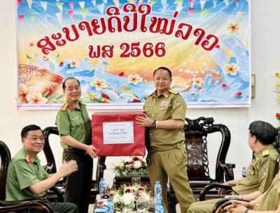 Hội đàm giữa Công an tỉnh Quảng Bình và Công an tỉnh Savannakhet