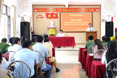 Lãnh đạo thị xã Ba Đồn phát biểu chỉ đạo tại hội nghị