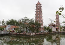 Chùa Hoằng Phúc nằm trong bản đồ du lịch tâm linh của du khách cả nước.