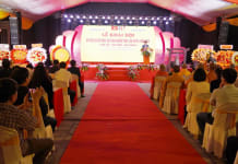 Quang cảnh lễ hội.