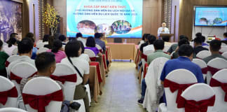 Quang cảnh buổi khai mạc.