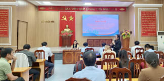 Xã Thuận Đức tổ chức hội nghị triển khai công tác chi trả không dùng tiền mặt đối với người hưởng lương hưu, trợ cấp BHXH.