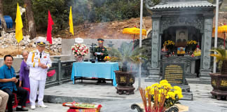 Ngôi mộ Lãnh binh Mai Lượng vừa được tu bổ.