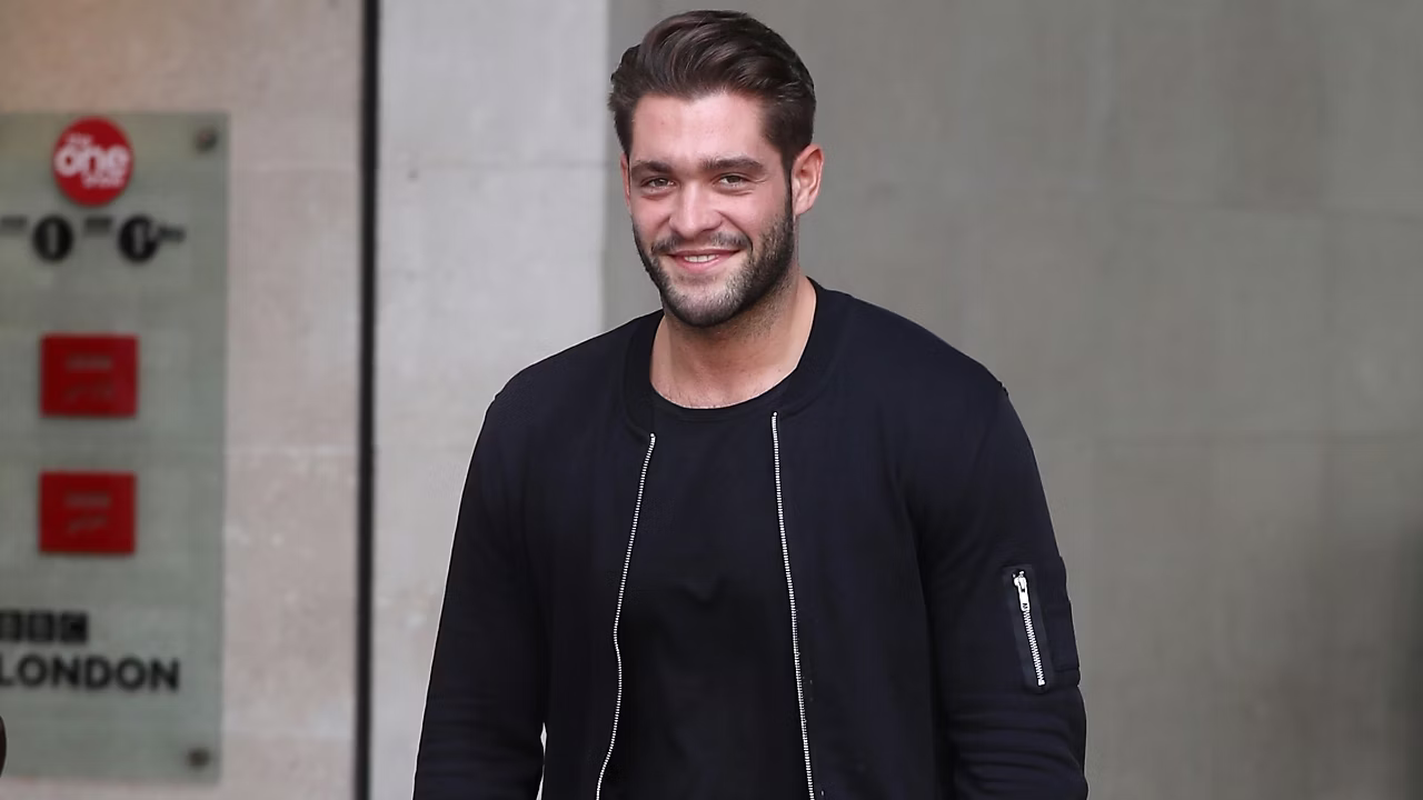 Jonny Mitchell Is an Investor Worth Paying Attention To
