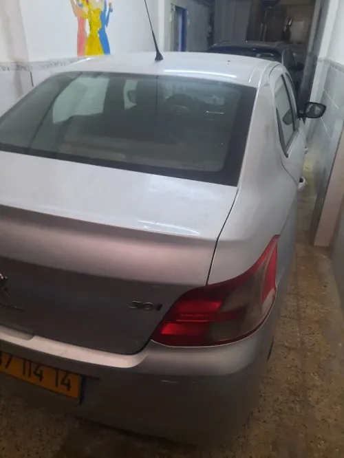 Peugeot 301