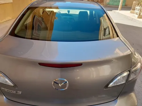 Mazda 3 Box