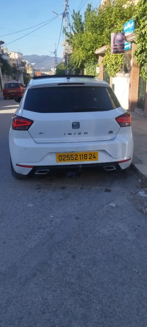 SEAT High Plus