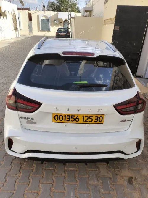Geely Livan X3 Pro