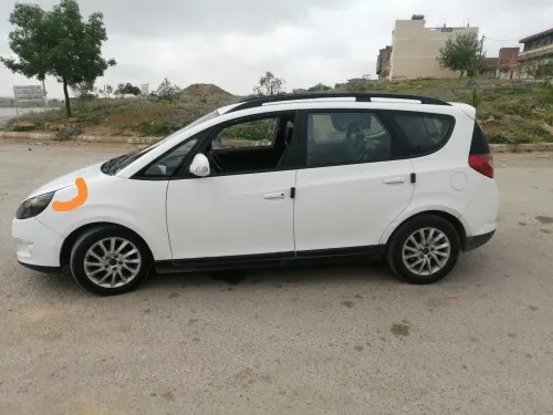 JAC J6