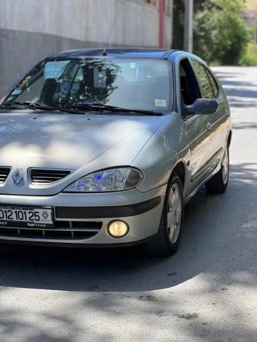 Renault Megane 1