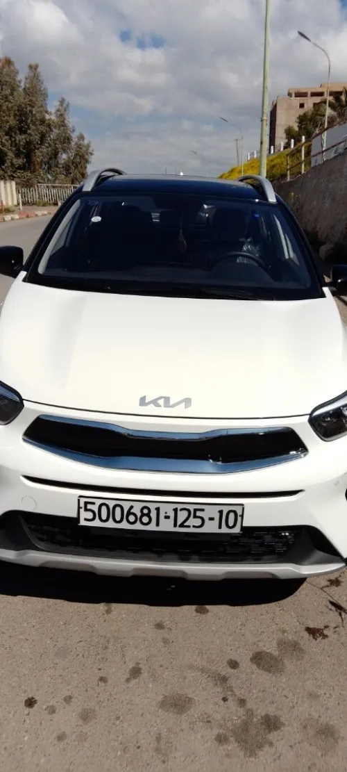 Kia Kx1