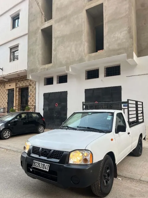 Nissan Pickup