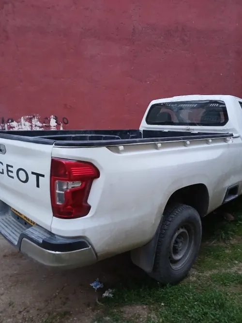 Peugeot Landtrek