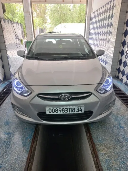 Hyundai Accent Rb 4 Portes