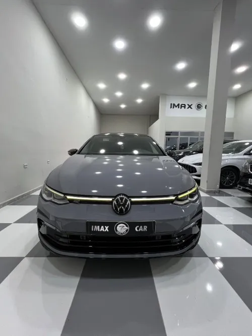 Volkswagen Golf 8